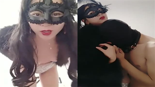 透肉黑丝御姐疯狂扭动蜜臀 汗水浸湿丝袜紧贴私处热舞